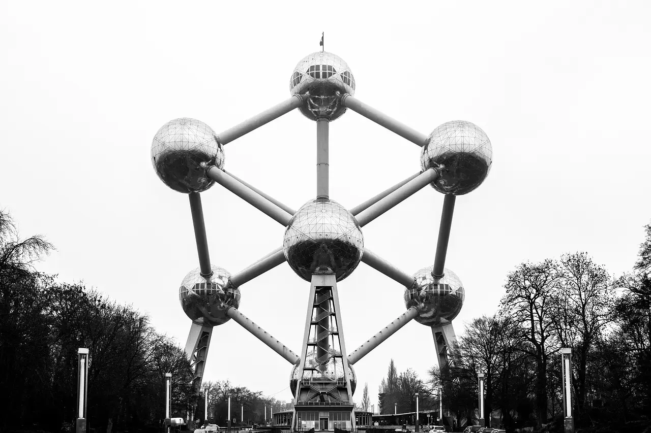In Europe’s tech capital, Irish labor unions are booming amid AI-driven layoffs - POLITICO.eu