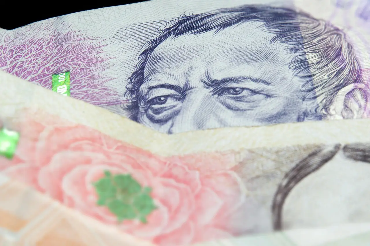 Robert Half's 2027 salary guide shows 1.4% raises for finance — but AI-skilled candidates are commanding far more - Yaho