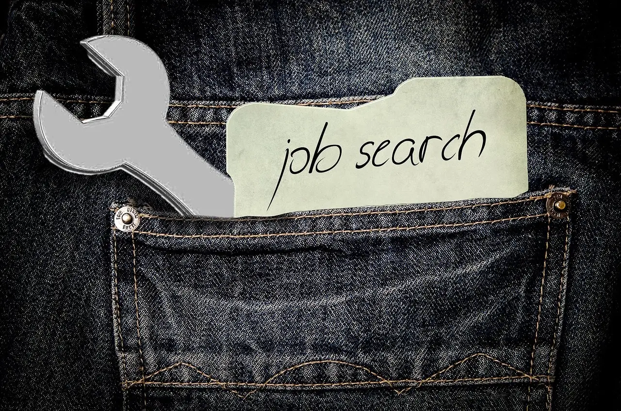 Canada sheds 68,000 jobs, unemployment rate up to 6.5% in September - MiltonToday.ca
