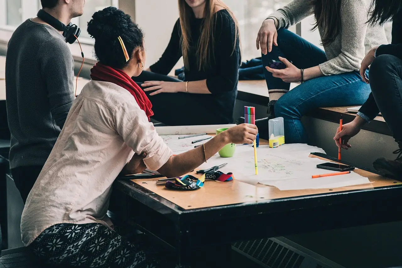 Trump’s Plan Puts International Students’ US Jobs at Risk - ColombiaOne.com