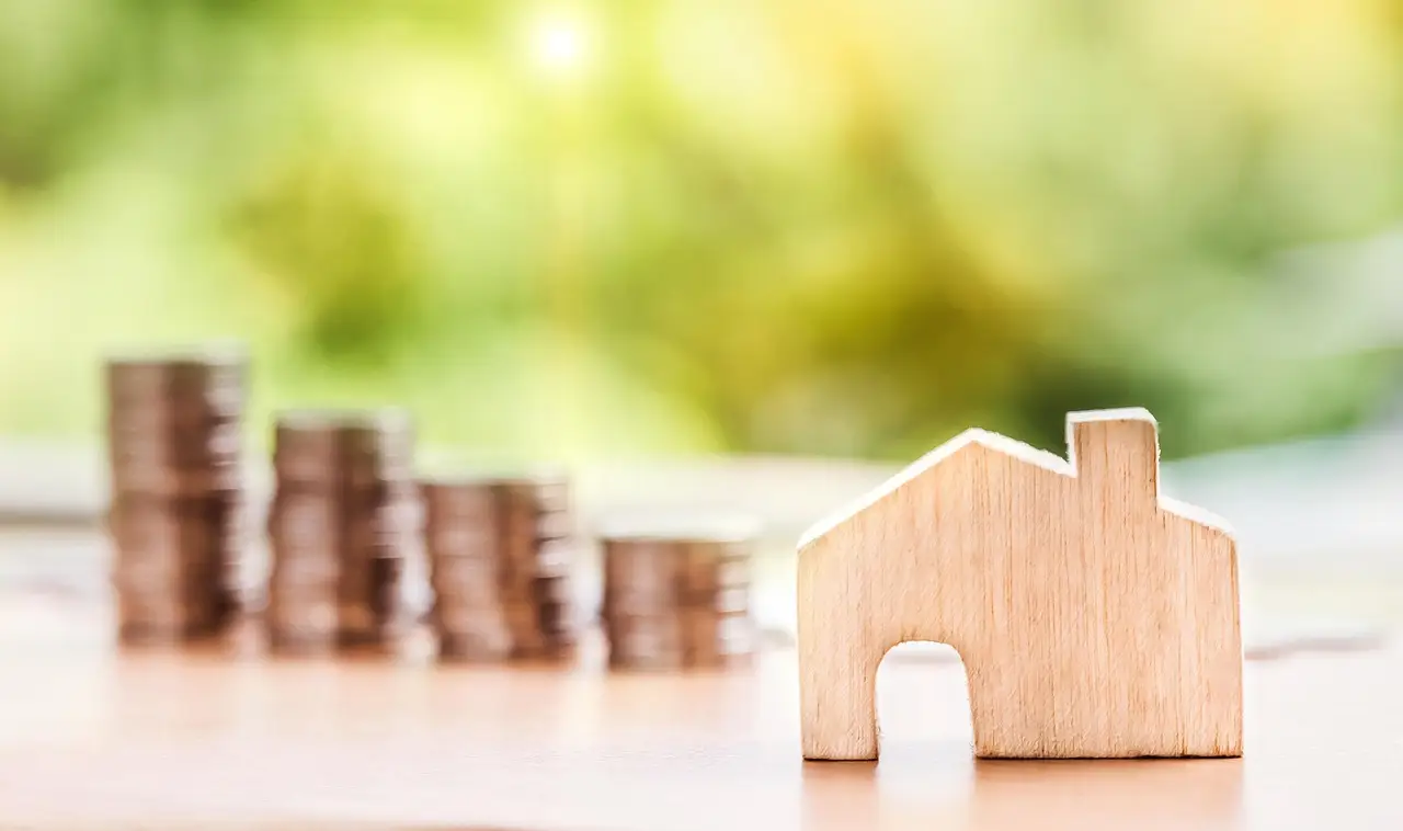 US labor market on solid footing; rising mortgages pressuring housing sector - Reuters