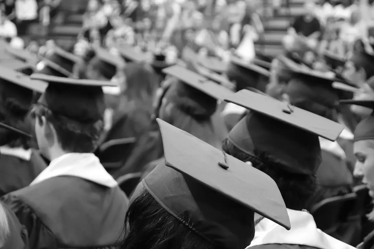 Recent College Graduates Face Higher Unemployment as AI and a Sluggish Labor Market Slow Hiring - Investopedia